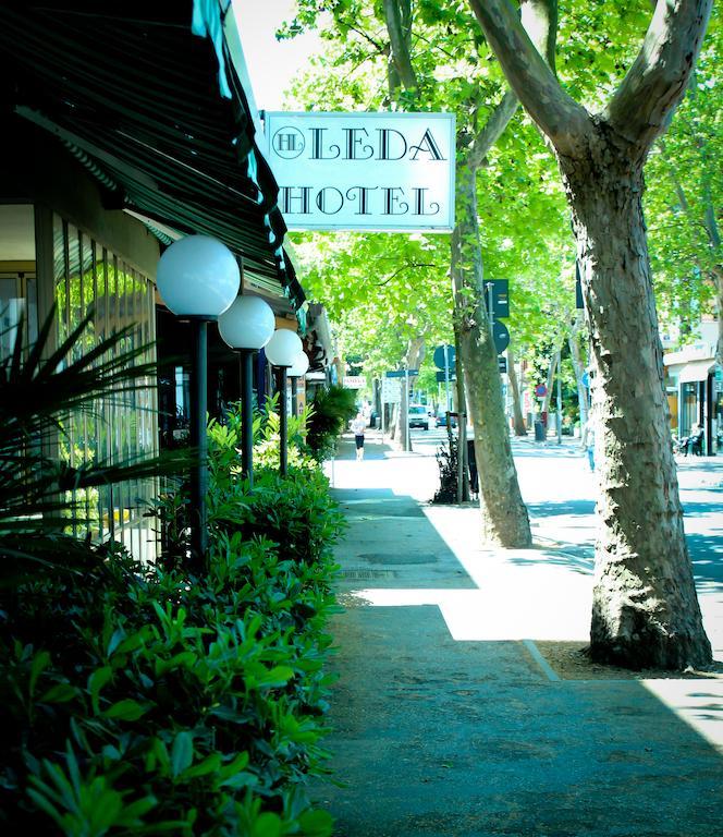 Hotel Leda Rímini Exterior foto